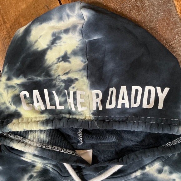 Barstool Sports Call Her Daddy “I Am Unwell” Tie-Dye Hoodie Size Large - Picture 4 of 10